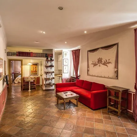 Apartment Lovely Flat By The Trevi Fountain Rome