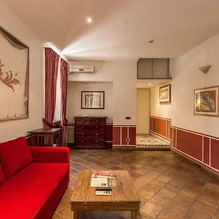 Lovely Flat By The Trevi Fountain Apartment