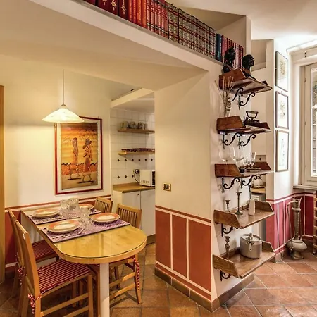 Apartment Lovely Flat By The Trevi Fountain