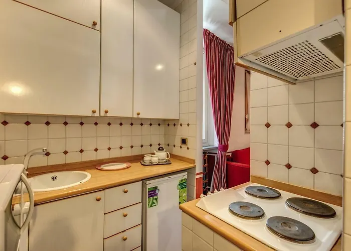 Apartamento Lovely Flat By The Trevi Fountain *